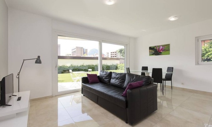 Lugano Apartment | Bright one-bedroom apartment close to Lugano lake front - ROGGIA 2