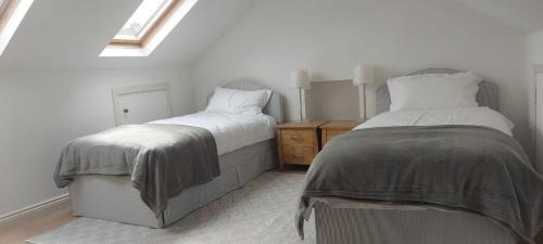 Dundrum House | Bright Open Airy Living in Dublin 14