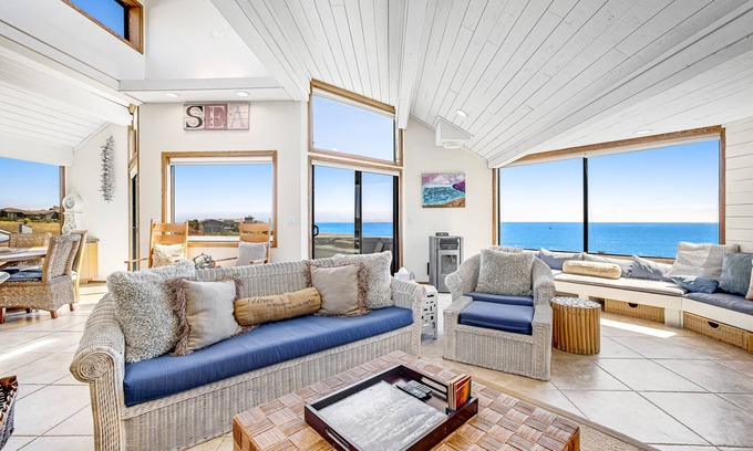 Bodega Bay House | Bright, quiet home with amazing ocean/bay view, private hot tub & beach access