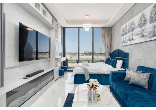 Dubai Apartment | Bright Resort Style Studio Amenities Samana GA by Vibel