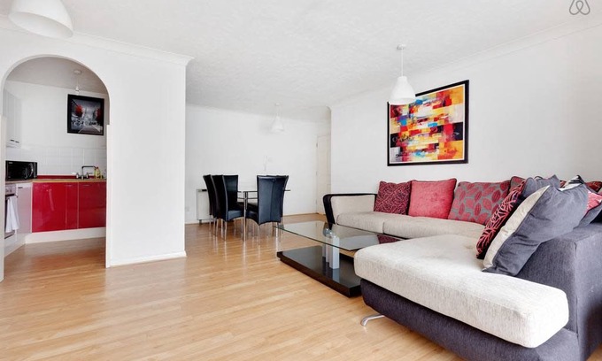 Southwark Apartment | Bright Spacious 2 bed, Peckham, 9 min to station