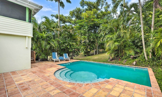 Mafolie Cottage | Bright St Thomas Getaway W/pool, 3Mi to Magens Bay