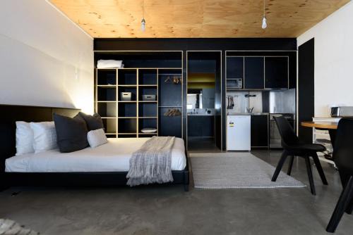 South Launceston Apartment | Bright Studio in Launceston CBD