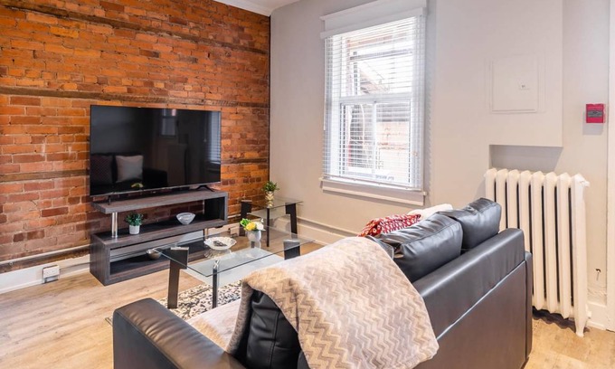 Central Hamilton Apartment | Bright & Upscale 1BR Apt with Netflix - Prime Location!