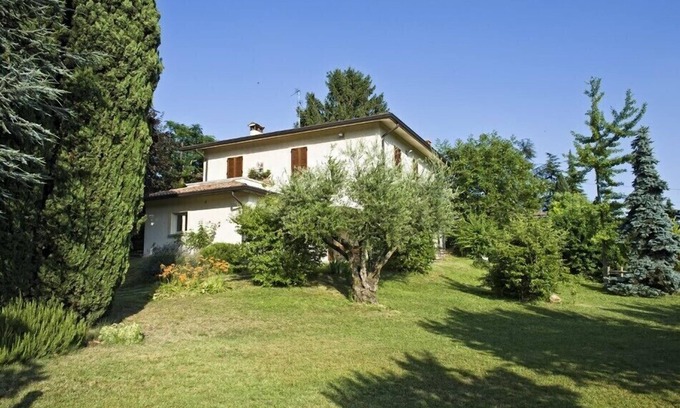 Monte House | Bright villa on the hills of Lake Garda