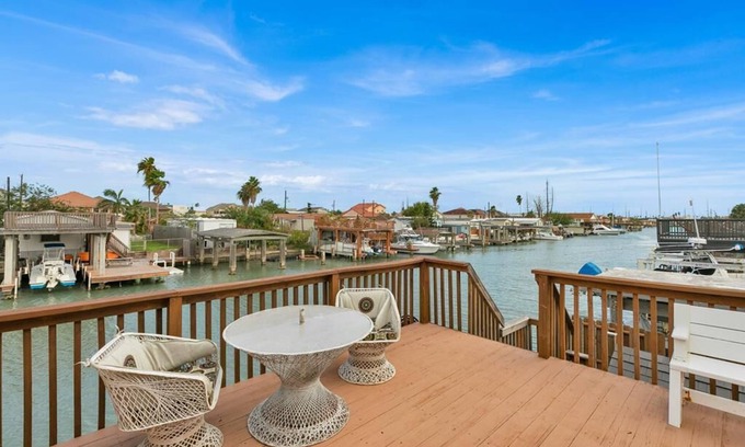 Port Isabel Boat Rental | Bring you boat and enjoy to beautiful scenery!*