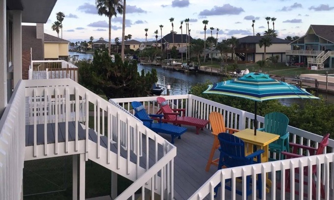 Rockport House | Bring Your Boat! Waterfront House in Bahia Bay with Dock, Fishing, Kayaking