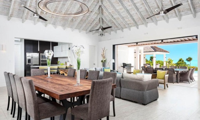 Long Bay Villa | Brise De Mer 4 BR Villa