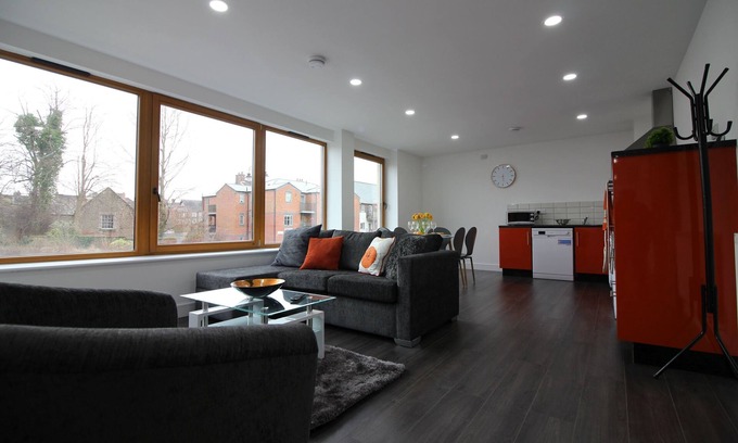 Leek Apartment | Britannia Chambers Apartment 3