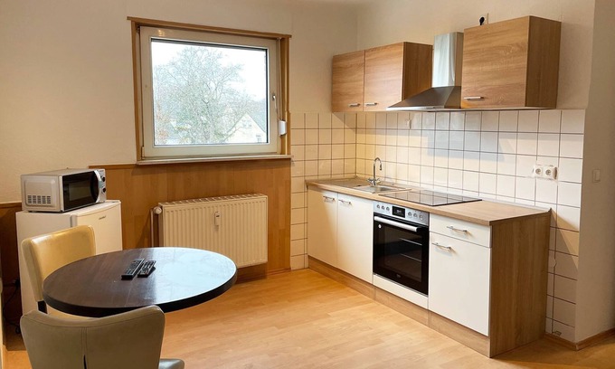 Rhein-Erft-Kreis District Apartment | Brl02 - Apartment in Brühl-mitte, 60qm, 2 Zimmer, Max. 5 Personen