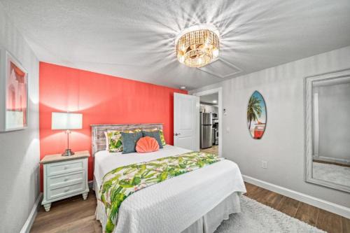 Siesta Key House | Bromiscus 2br Suite Amazing Pool, Games