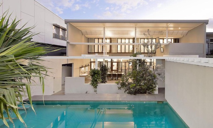 North Creek House | Bronze