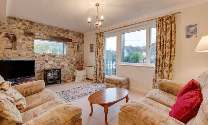 Branscombe House | Brook House - Three Bedroom House, Sleeps 5