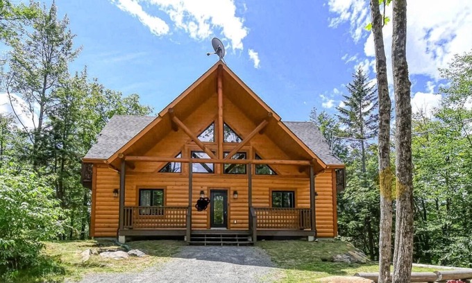 Brownsburg-Chatham Cottage | Brown Bear Lodge CITQ 296775