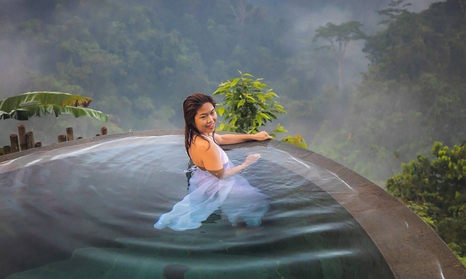 Tampaksiring House | Bubble Hotel Bali Ubud - Bath Bubble