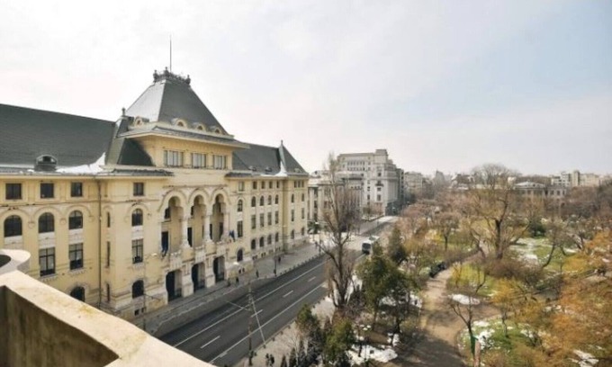 Bucharest City-Centre Apartment | Bucharest Wander - Queen Elisabeth Superior Two Bedroom Apartment