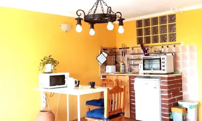 Budapest City Centre Apartment | Buda Super Panorama view to the Parliament, 5 min from the metro, tram or busn