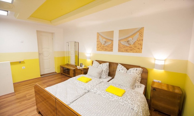 Erzsebetvaros Apartment | Budaguide Central Ap1 for 2-4people