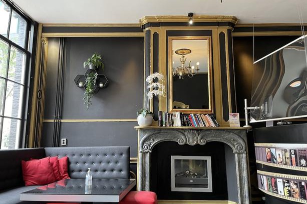 Red Light District Hostel | Budget Hostel Heart of Amsterdam