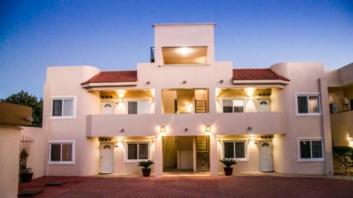 Loreto Hotel | Bugambilias Suites