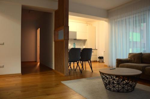 Craiova Apartment | Bujorului Residence - 2Br Apartment Central 2