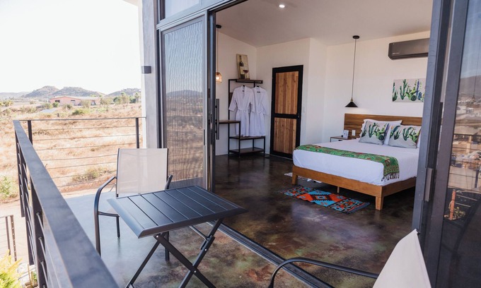 Valle de Guadalupe House | Bungalow 4 Queen Villa Loar, In The Heart of El Valle De Guadalupe.