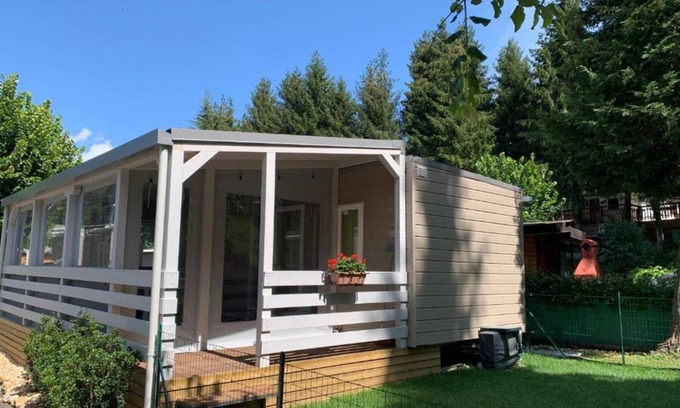 Oliveto Lario House | Bungalow 'Casa Mobile 5' with Private Terrace, Private Garden and Air Conditioning