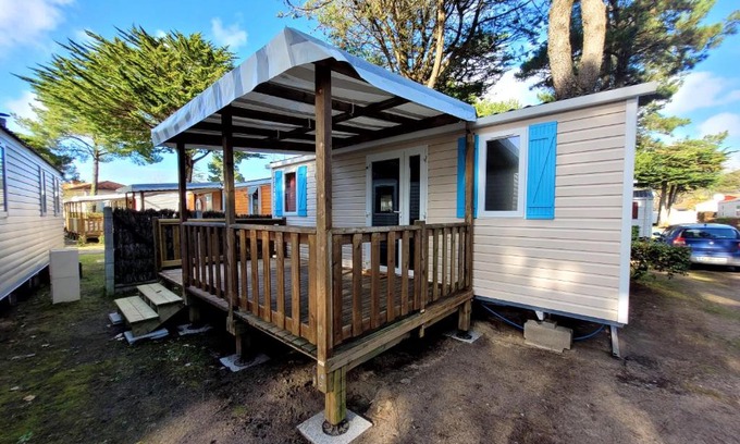 Saint-Jean-de-Monts House | Bungalow de 2 chambres avec piscine partagee sauna et terrasse a Saint Jean de Monts a 3 km de la plage