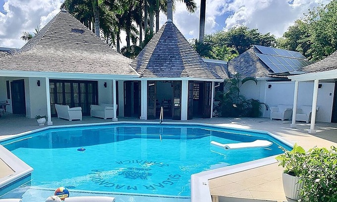 Tryall Villa | Bungalow Style Villa with an Eclectic Mix of Jamaican Culture, 4 Staff, Private Pool in Montego Bay!