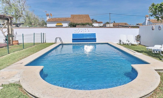 Conil de la Frontera House | Bungalow with shared pool and garden