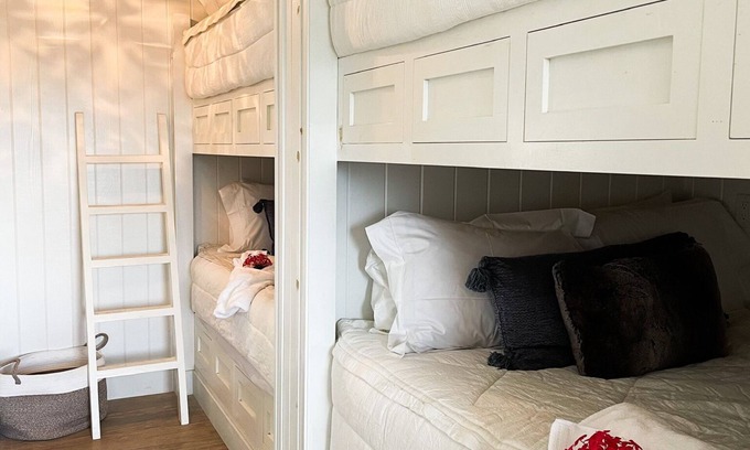 Hope Town Resort | Bunk bed Suite