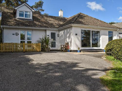 Carlyon Bay House | Bunker - Uk11039