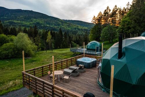 Jelesnia Other | BUNNY GLAMP