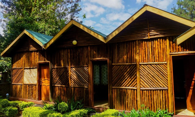 Kabale Hotel | Bunyonyi Overland Resort