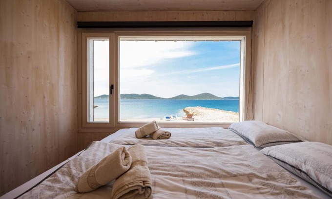 Drage Villa | BUQEZ ECO RESORT - Beach front Villa 26 - Seaview
