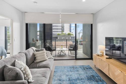 Wollongong Apartment | Burelli Beach Escape - Breezy Seaside Charm
