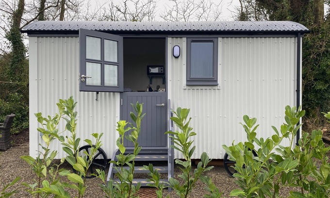 Corofin Ski Chalet | Burren Garden Glamping Hut