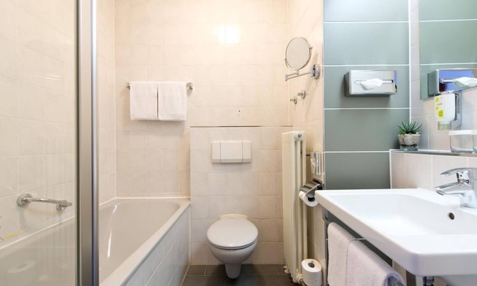 Neustadt an der Weinstrasse House | Business single room - ACHAT Hotel Neustadt an der Weinstraße