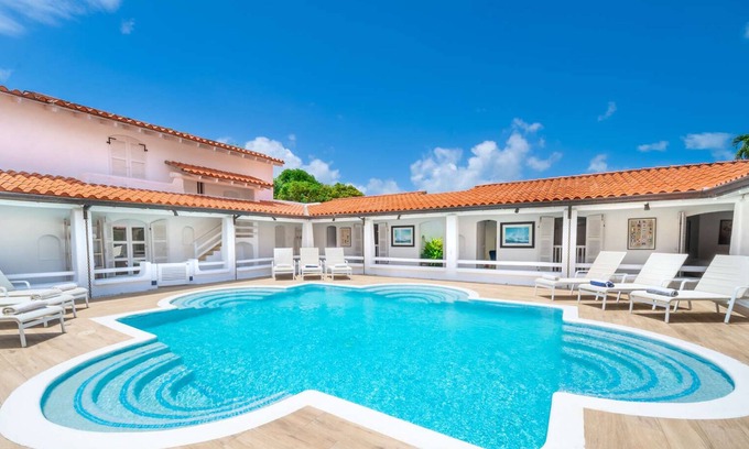 Paynes Bay Villa | Buttsbury House Luxury villa