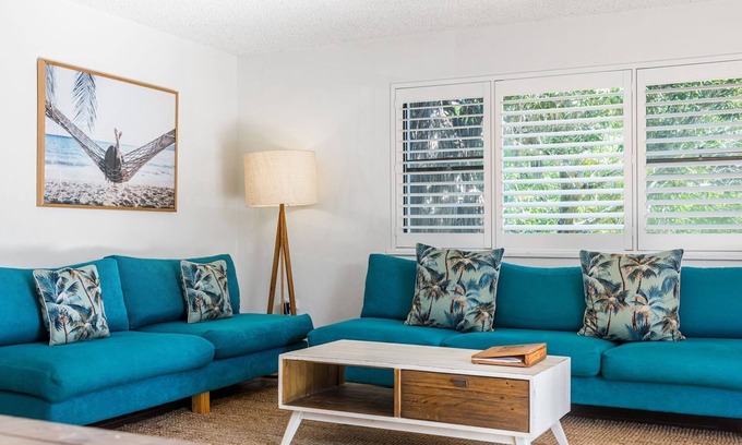 Byron Bay Apartment | By The Beach - park the car and walk everywhere. a simple and perfect holiday!