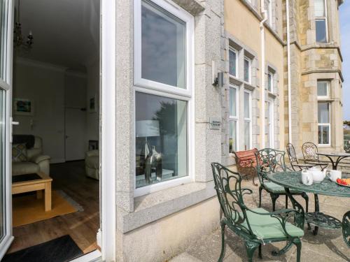 Newquay House | By The Sea