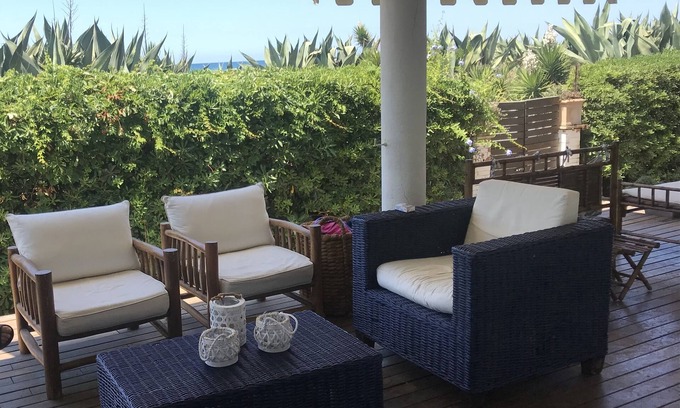 Anzio Villa | By the sea just a stone's throw from Rome