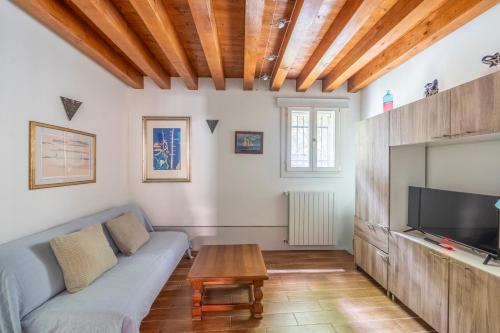 Cannaregio Apartment | Cà Gamba by Venicevillas, Guglie