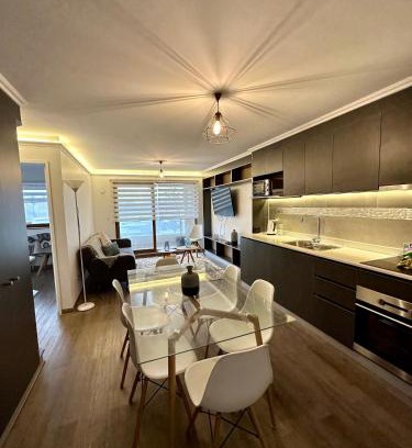 Los Angeles Apartment | Cálido y espacioso 3 dormitorios
