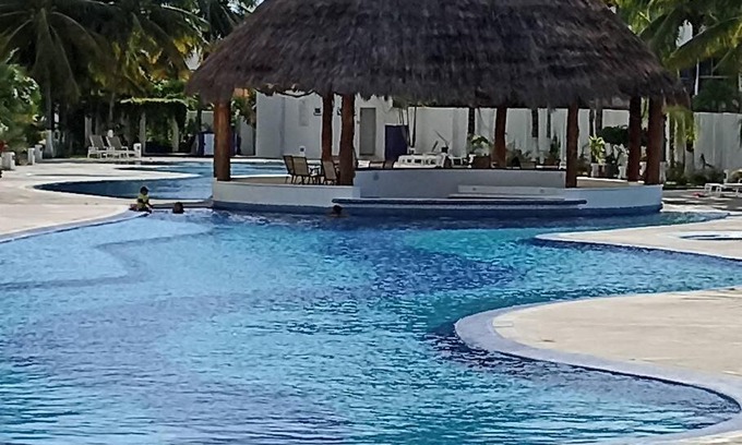 Downtown Cancun Apartment | céntrico departamento a 15 minutos de la playa Y-203
