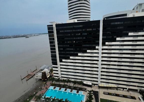 Puerto Santa Ana Apartment | Cómoda suite en Puerto Santa Ana