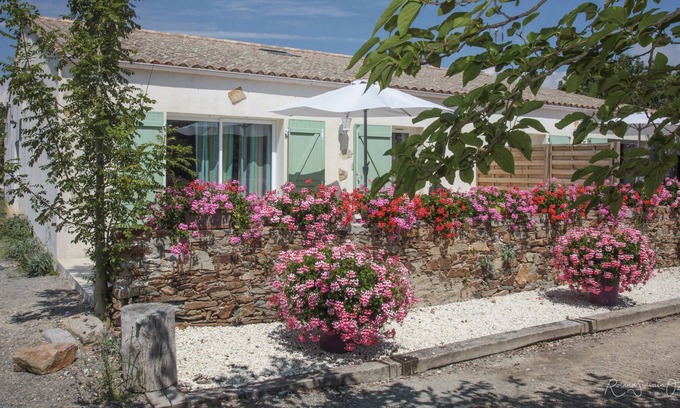 Olonne-sur-Mer Cottage | Côte Mer Gîte 6 people in Les Sables d'Olonne