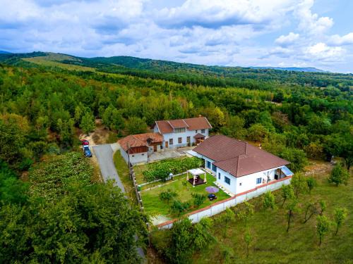 Novaci House | Căsuța din Plai