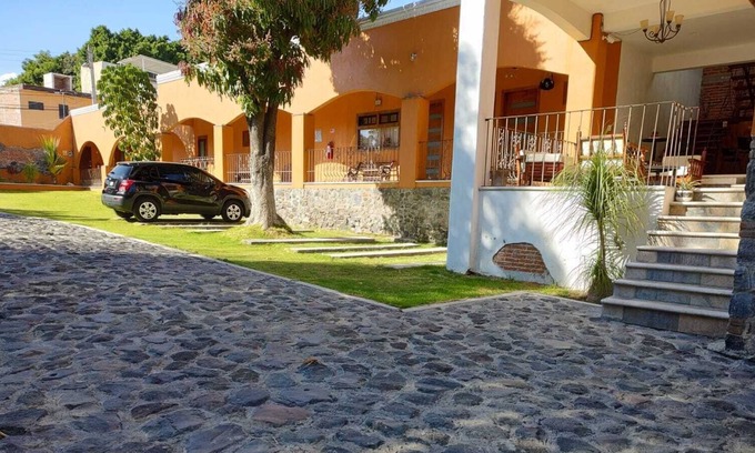 Atlixco Hotel | C. 13 Sur 101