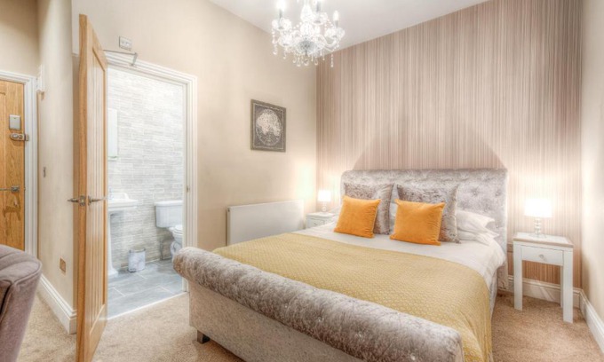 Rotherham Hotel | C L O S E D - George Wright Boutique Hotel - C L O S E D